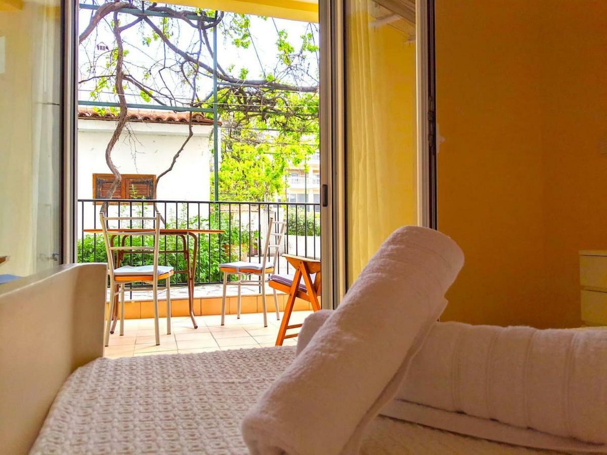 Irene Seafront Apartment 네오이 에피바타이 외부 사진